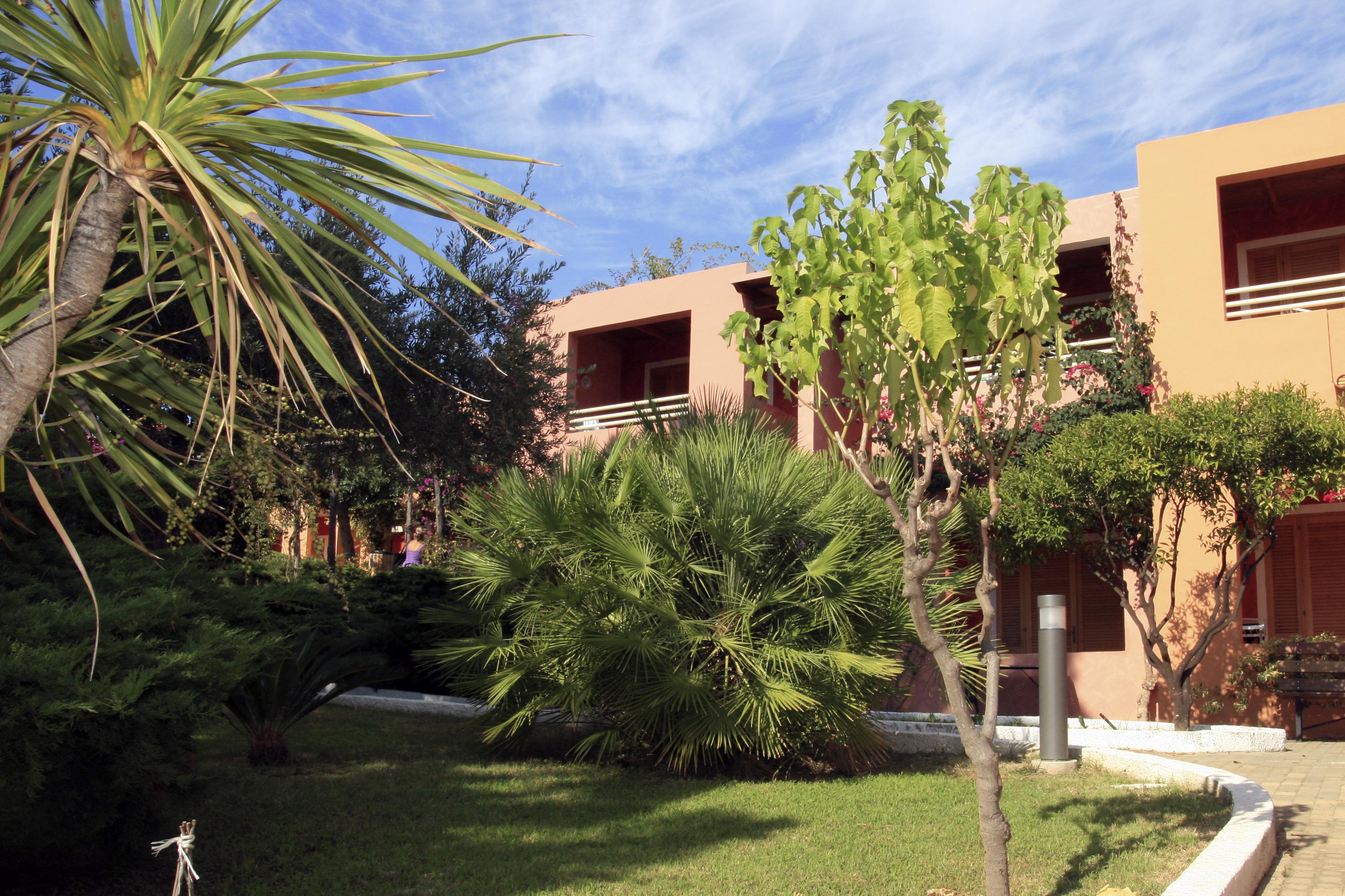 Th Costa Rei - Free Beach Resort Экстерьер фото